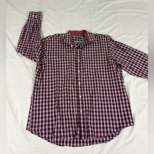 Izod Mens Burgundy Plaid Long Sleeve Button Up Shirt..See Measurements.